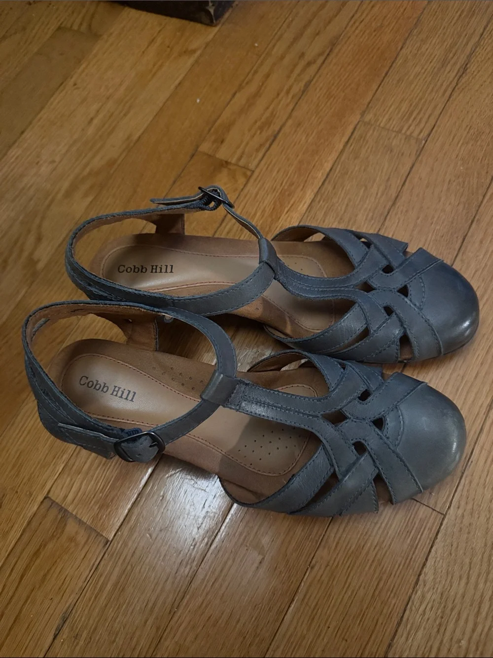 Cobb Hill by New Balance Women's Charcoal Gray / green Leather Strappy Sandals